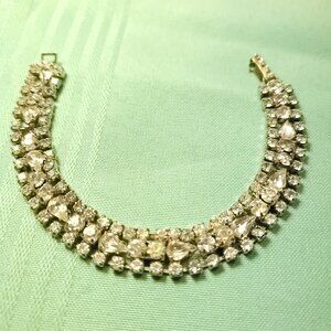 Vtg 1950s Rhodium Plated Rhinestone Bracelet 7.5" Clear Pear & Chaton Bridal Lar
